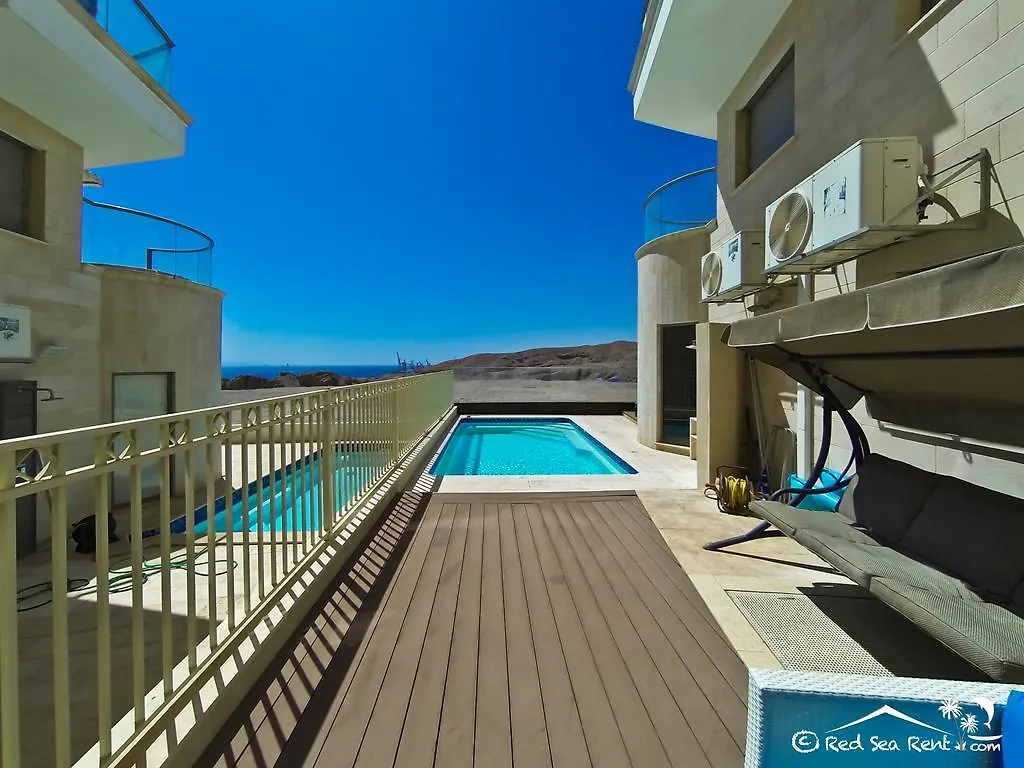 Luxury Apartment By The Sea Эйлат